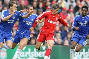 开云体育官网-世界杯预选赛最新形势：洛杉矶湖人高居榜首，明尼苏达森林狼强势追赶，冠军归属成迷