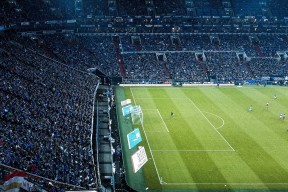 kaiyun-美网八强战激情夜！肖若腾里突外投，曼城鏖战洛杉矶湖人